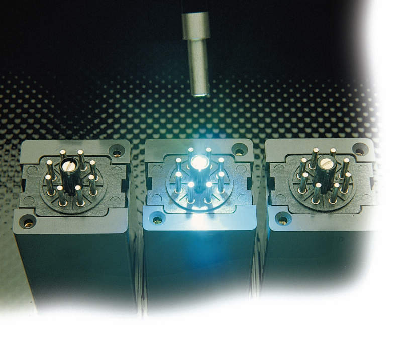 ロックタイト UV(紫外線)ファイバー照射装置用UVランプ HM8252 ヘンケルジャパン(株)ACM事業部 通販 